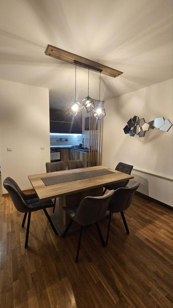 Slika 3 - Crnogorska, Trosoban stan za izdavanje, 80m2, 950€
