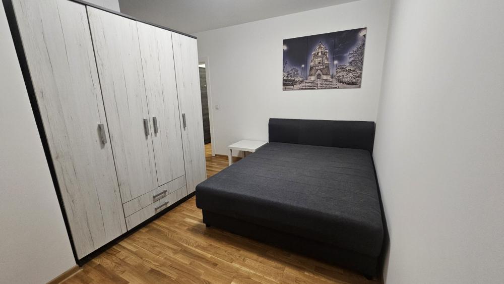 Slika 11 - Crnogorska, Trosoban stan za izdavanje, 80m2, 950€