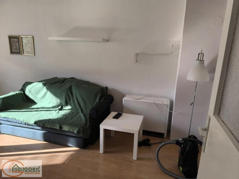 Slika 2 - Jevrejska, Jednoiposoban stan za izdavanje, 37m2, 650€