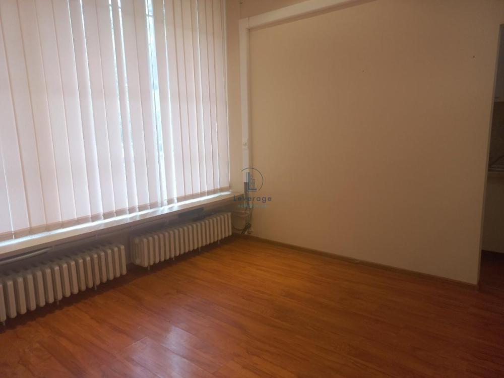 Slika 4 - Bulevar Arsenija Čarnojevića,  Lokal za izdavanje, 50m2, 500€