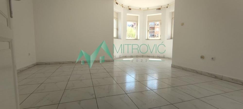 Slika 11 -  Lokal za izdavanje, 300m2, 3.500€