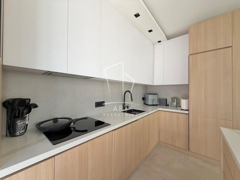Slika 4 - Sestara Vuković, Četvoroiposoban stan na prodaju, 157m2, 980.000€
