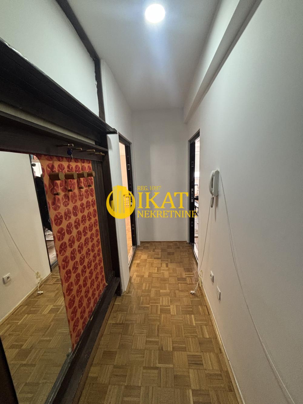 Slika 1 - Vojvode Stepe, Četvorosoban stan za izdavanje, 120m2, 1.300€