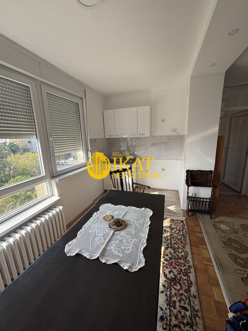 Slika 8 - Vojvode Stepe, Četvorosoban stan za izdavanje, 120m2, 1.300€