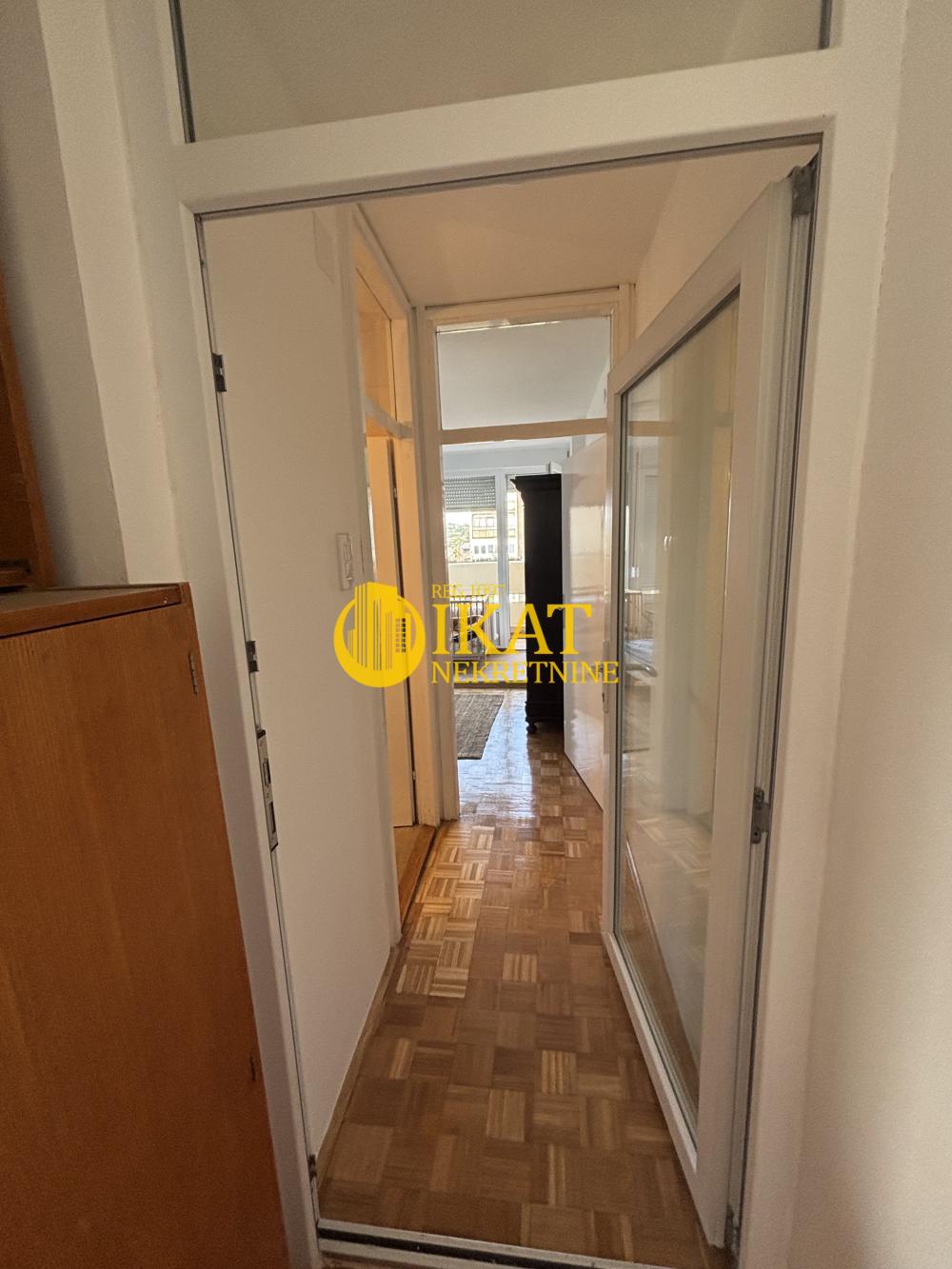 Slika 10 - Vojvode Stepe, Četvorosoban stan za izdavanje, 120m2, 1.300€