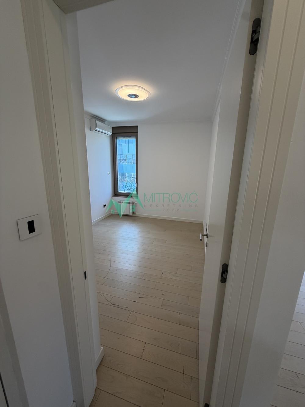 Slika 10 - Trosoban stan za izdavanje, 57m2, 1.000€