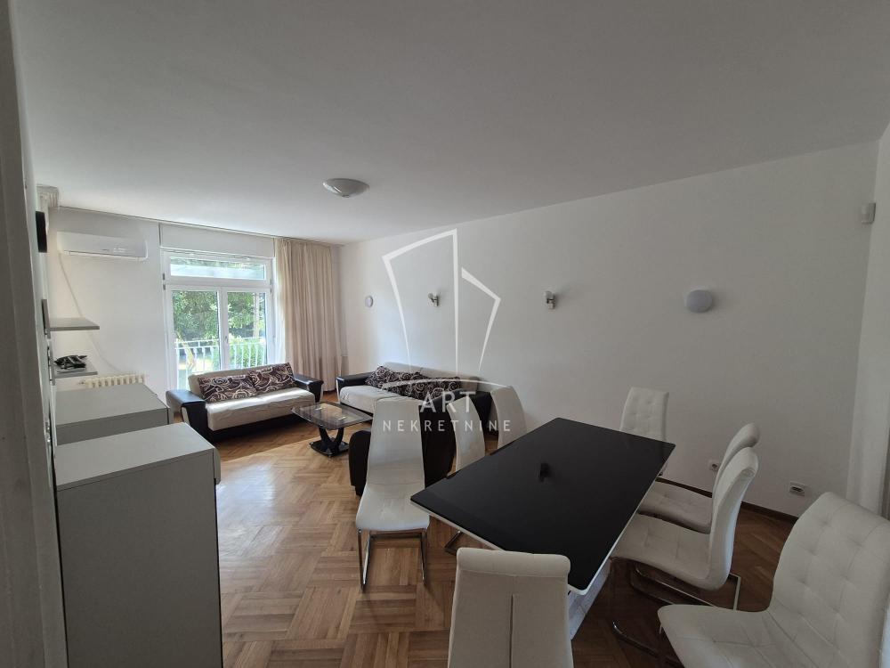 Slika 1 - Lackovićeva, Četvorosoban stan za izdavanje, 111m2, 1.600€