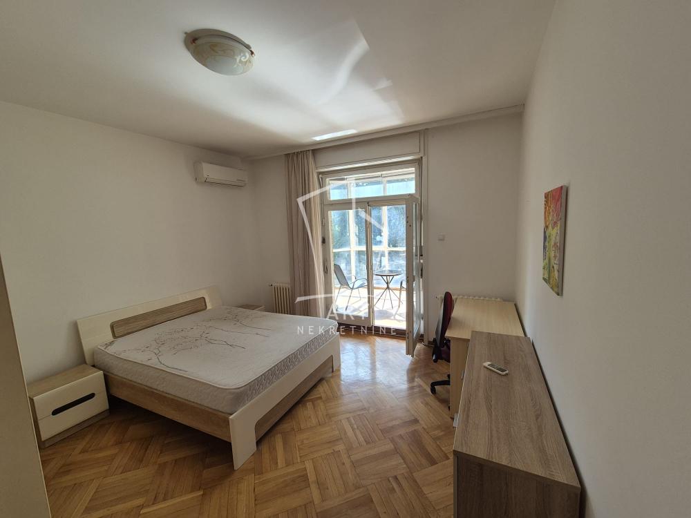 Slika 2 - Lackovićeva, Četvorosoban stan za izdavanje, 111m2, 1.600€
