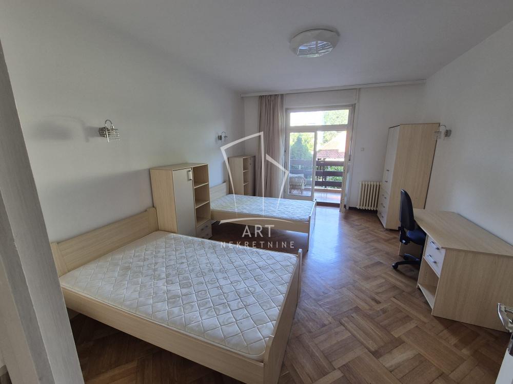 Slika 3 - Lackovićeva, Četvorosoban stan za izdavanje, 111m2, 1.600€