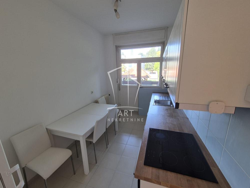 Slika 7 - Lackovićeva, Četvorosoban stan za izdavanje, 111m2, 1.600€
