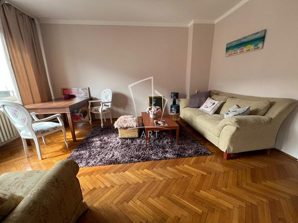 Slika 1 - Vase Čarapića, Trosoban stan za izdavanje, 62m2, 1.000€