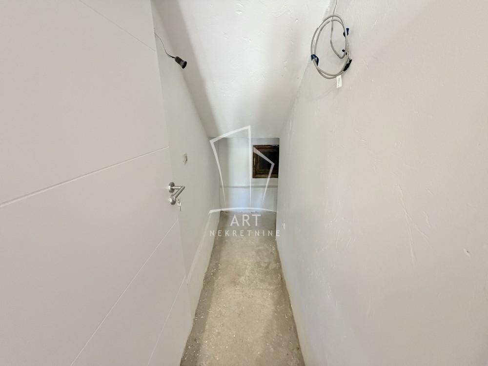 Slika 9 - 8. marta, Dvoiposoban stan na prodaju, 49m2, 87.000€
