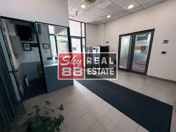 Slika 3 - Partizanske avijacije,  Lokal za izdavanje, 330m2, 4.950€