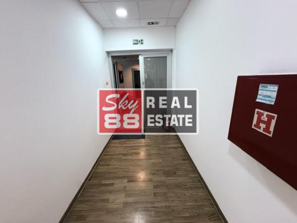 Slika 2 - Partizanske avijacije,  Lokal za izdavanje, 330m2, 4.950€