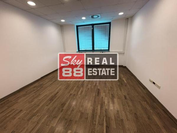 Slika 11 - Partizanske avijacije,  Lokal za izdavanje, 330m2, 4.950€