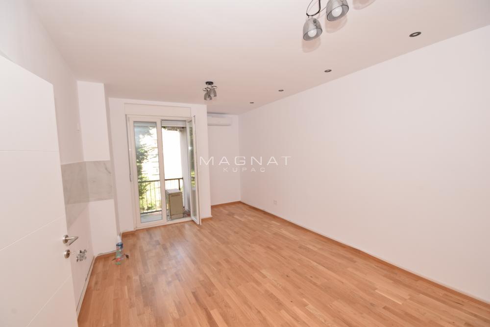 Glavna slika -Vojvode Milenka, Dvosoban stan na prodaju, 44m2, 250.000€