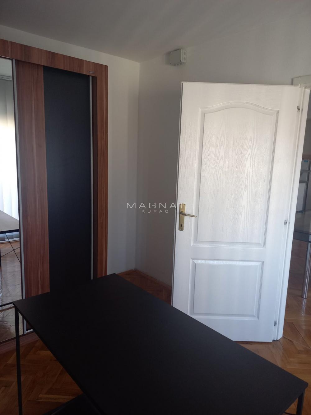 Slika 8 - Blagoja Parovića,  Lokal za izdavanje, 103m2, 899€