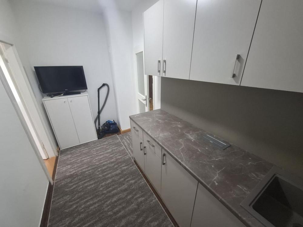 Slika 3 - Dvosoban stan za izdavanje, 48m2, 400€