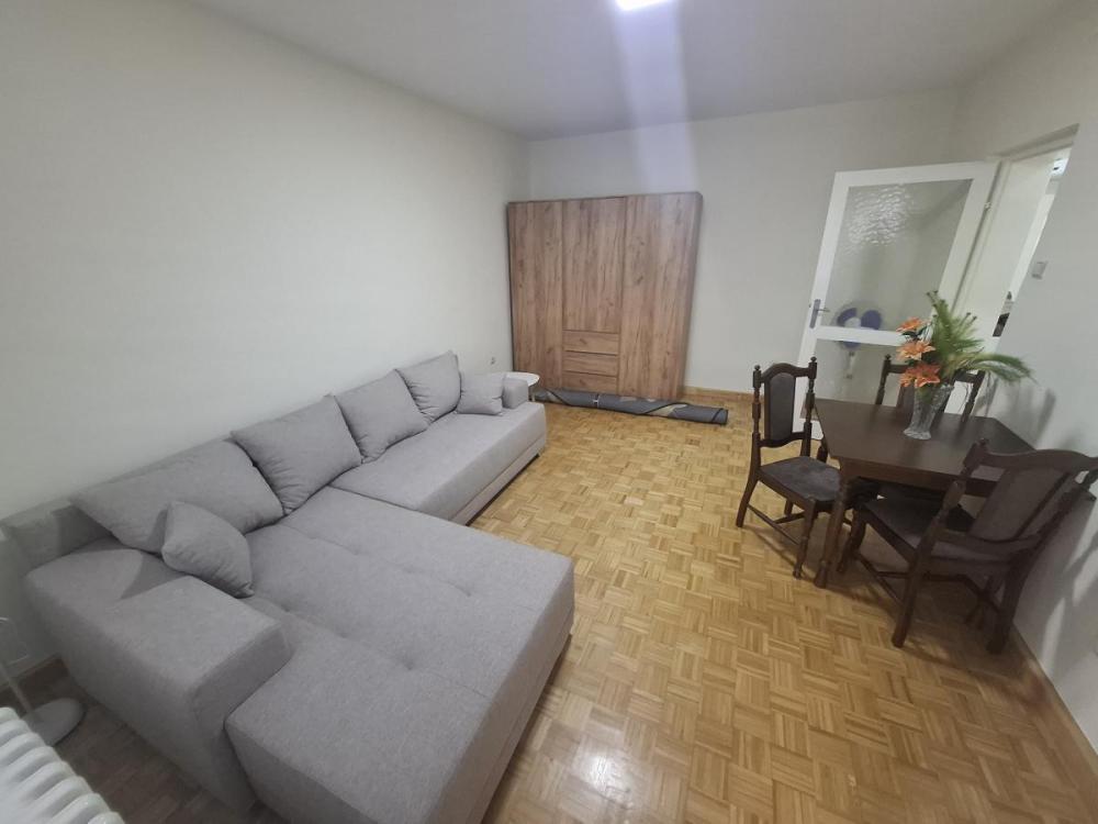 Slika 1 - Dvosoban stan za izdavanje, 48m2, 400€
