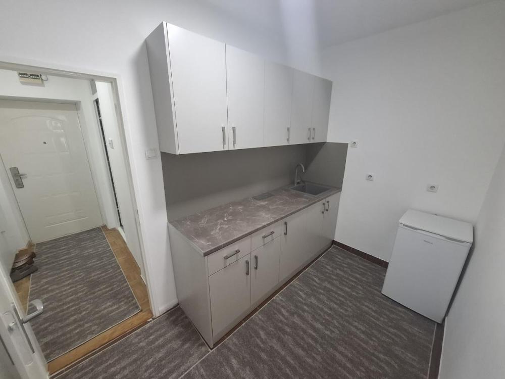 Slika 2 - Dvosoban stan za izdavanje, 48m2, 400€