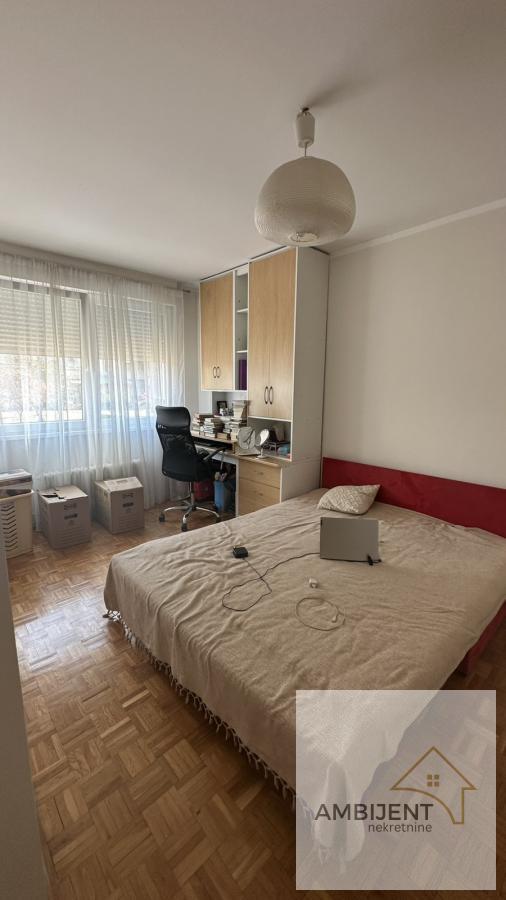 Slika 11 - Četvorosoban stan za izdavanje, 93m2, 1.000€