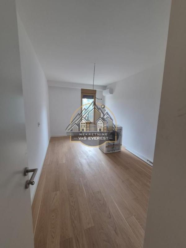 Slika 10 - Dvoiposoban stan za izdavanje, 75m2, 1.300€
