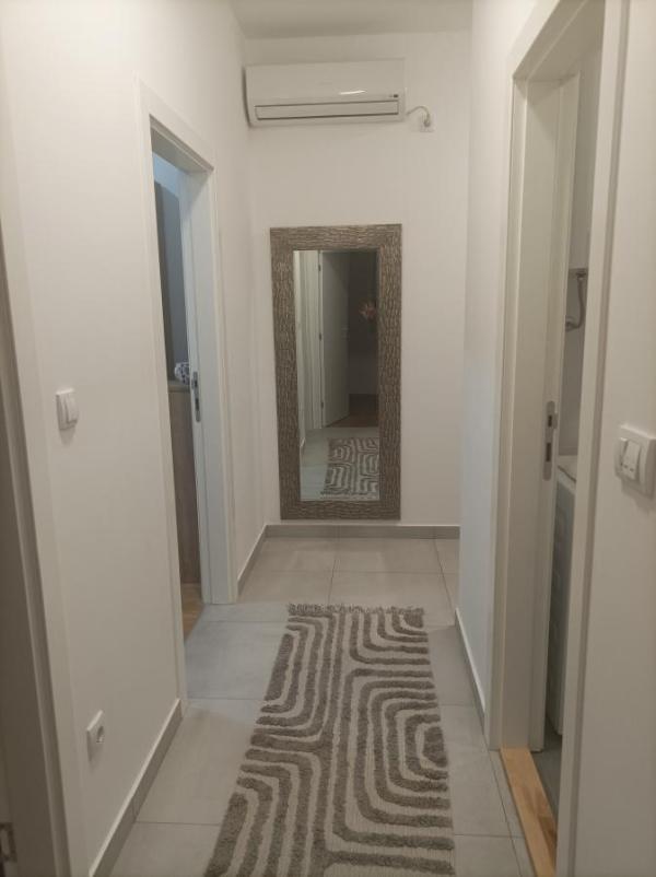 Slika 8 - Trosoban stan za izdavanje, 67m2, 500€