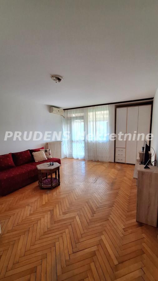 Slika 1 - Banijska, Dvosoban stan na prodaju, 59m2, 120.000€