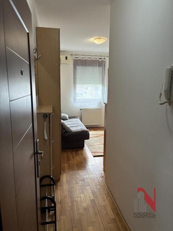 Slika 1 - KOPERNIKOVA, Jednosoban stan za izdavanje, 23m2, 250€