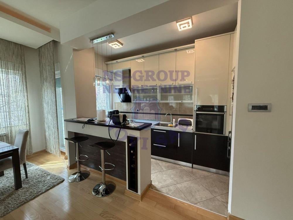 Slika 1 - Četvorosoban stan na prodaju, 127m2, 432.600€