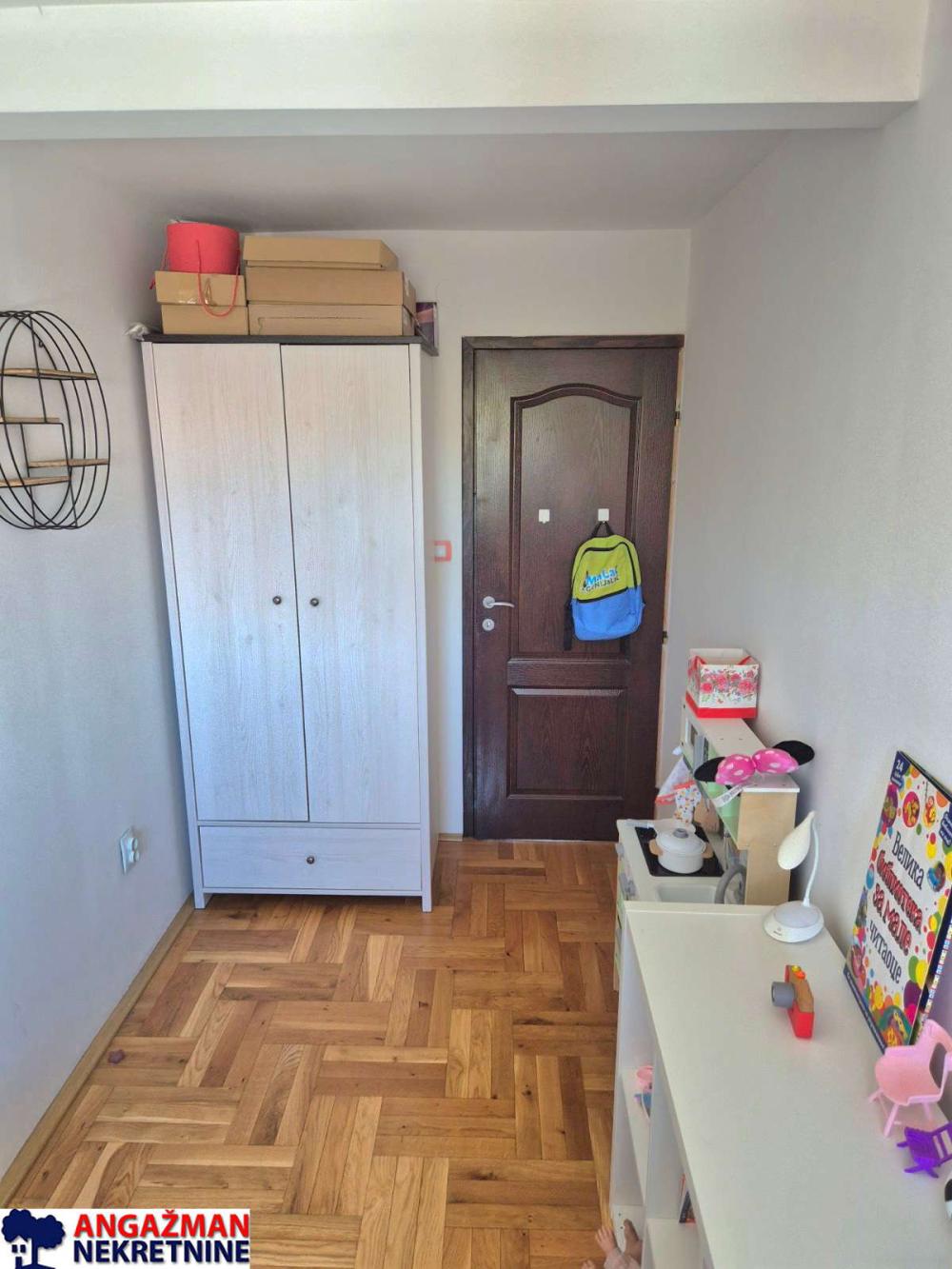 Slika 11 - Sremskih boraca, Četvorosoban stan na prodaju, 70m2, 185.000€