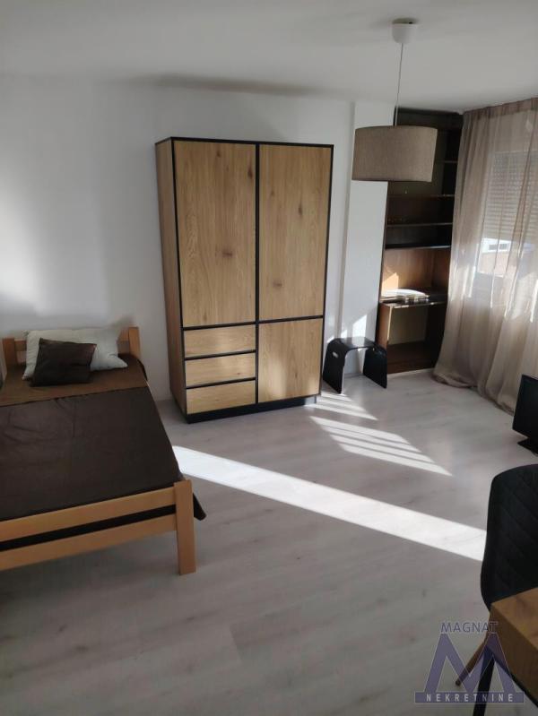Glavna slika oglasa 416417