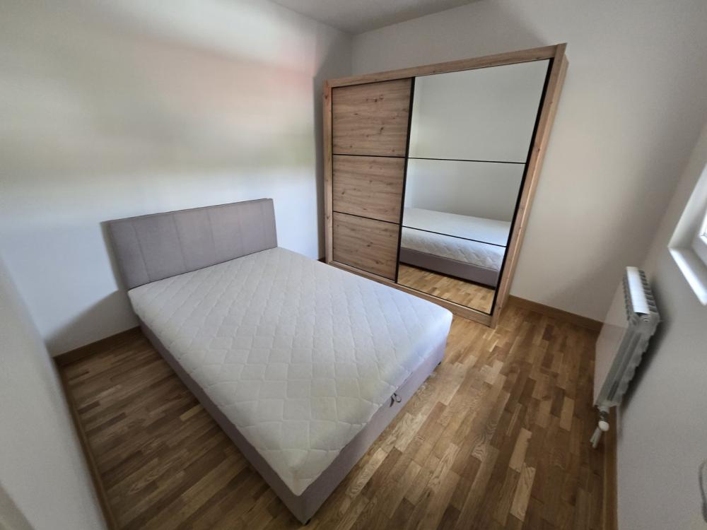 Slika 6 - Prvomajska, Trosoban stan za izdavanje, 80m2, 750€