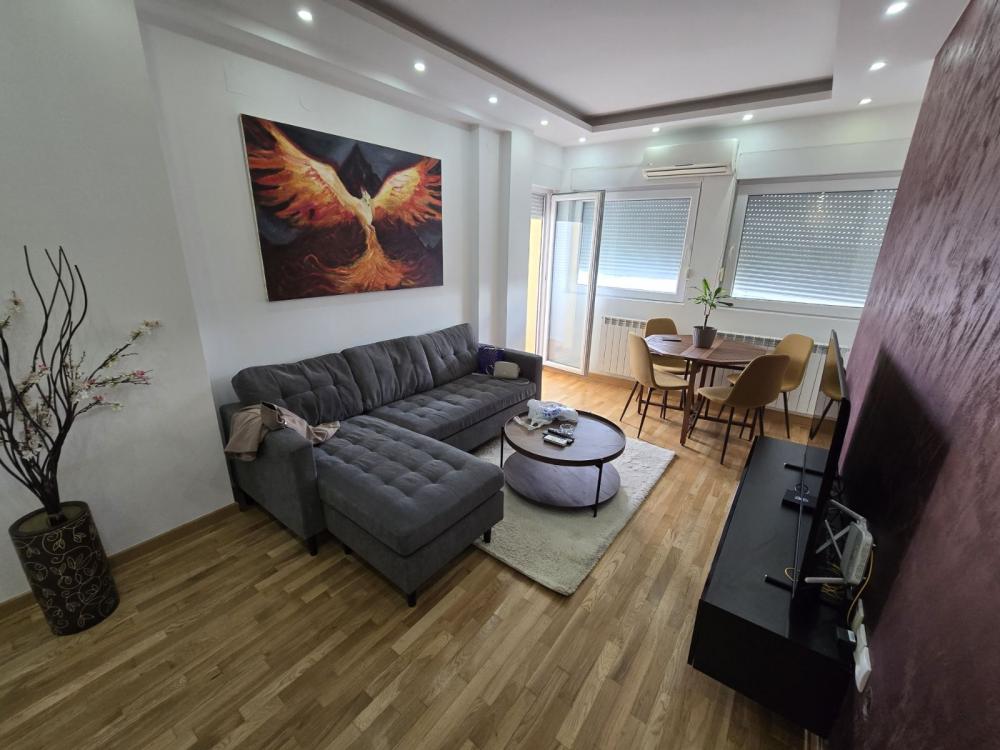 Slika 1 - Prvomajska, Trosoban stan za izdavanje, 80m2, 750€