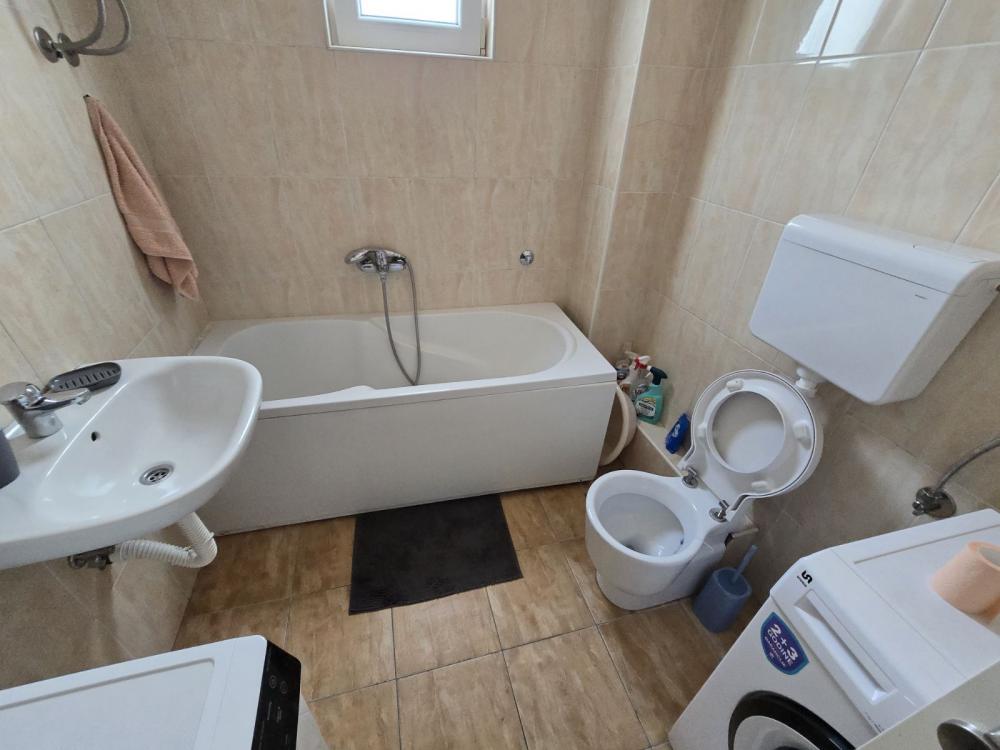 Slika 8 - Prvomajska, Trosoban stan za izdavanje, 80m2, 750€