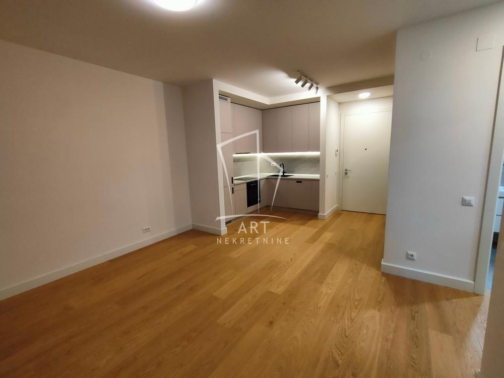 Slika 1 - Omladinskih brigada, Dvosoban stan za izdavanje, 55m2, 1.200€