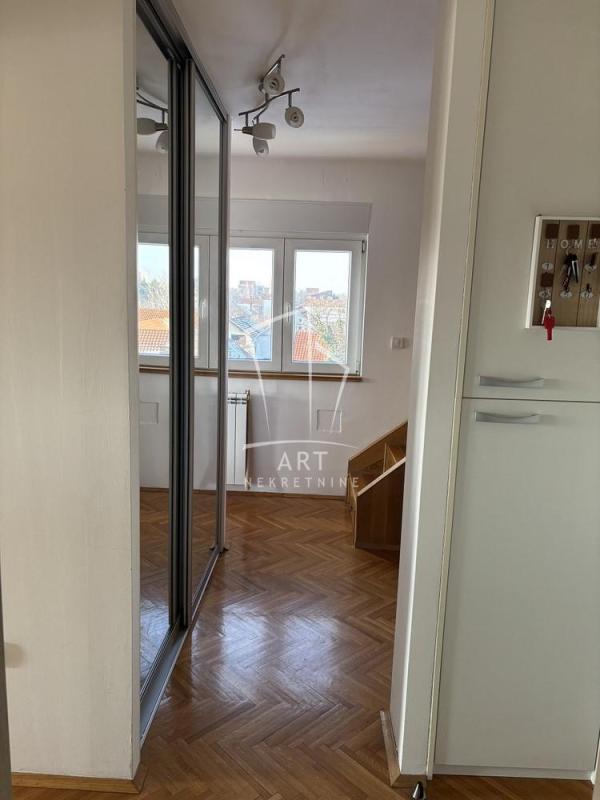 Slika 9 - Dr Milivoja Babića, Trosoban stan za izdavanje, 47m2, 700€
