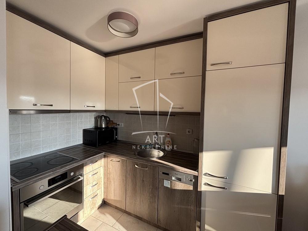 Slika 7 - Dr Milivoja Babića, Trosoban stan za izdavanje, 47m2, 700€