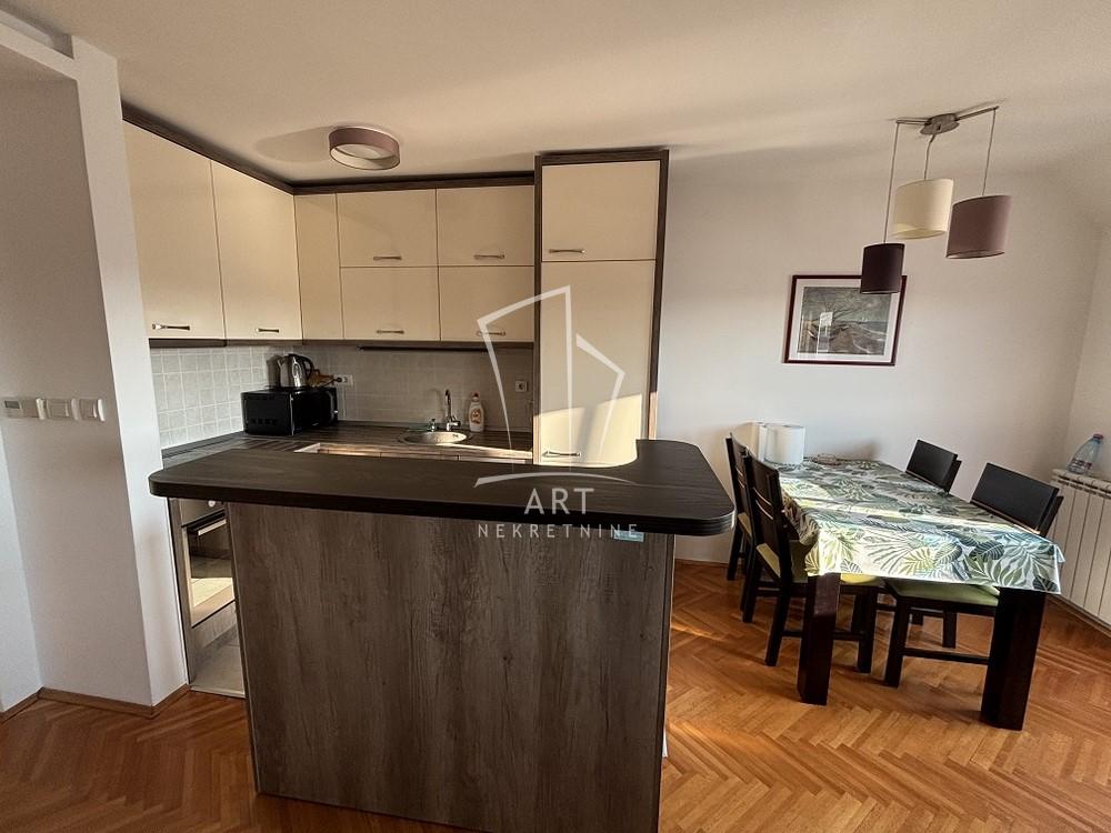 Slika 6 - Dr Milivoja Babića, Trosoban stan za izdavanje, 47m2, 700€