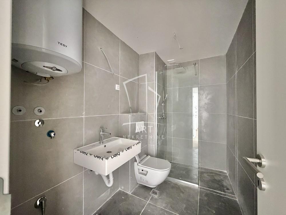 Slika 9 - Nine Kirsanove, Četvorosoban stan na prodaju, 56m2, 126.600€