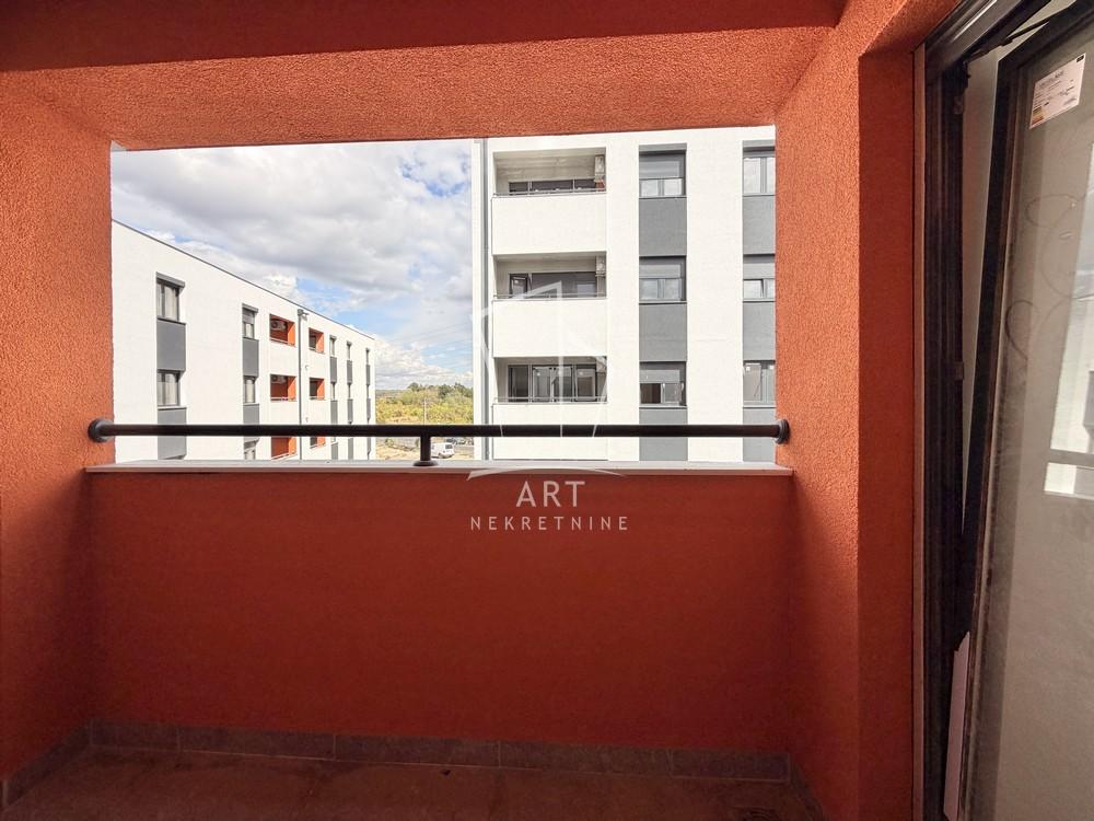 Slika 11 - Nine Kirsanove, Četvorosoban stan na prodaju, 56m2, 126.600€
