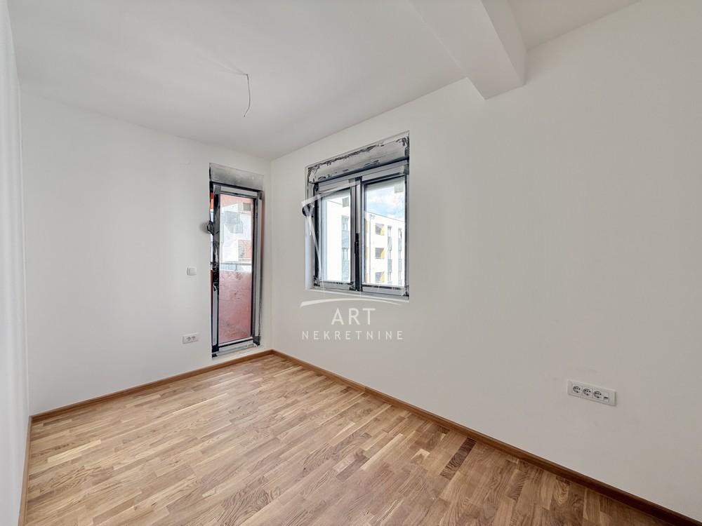 Slika 7 - Nine Kirsanove, Četvorosoban stan na prodaju, 56m2, 126.600€