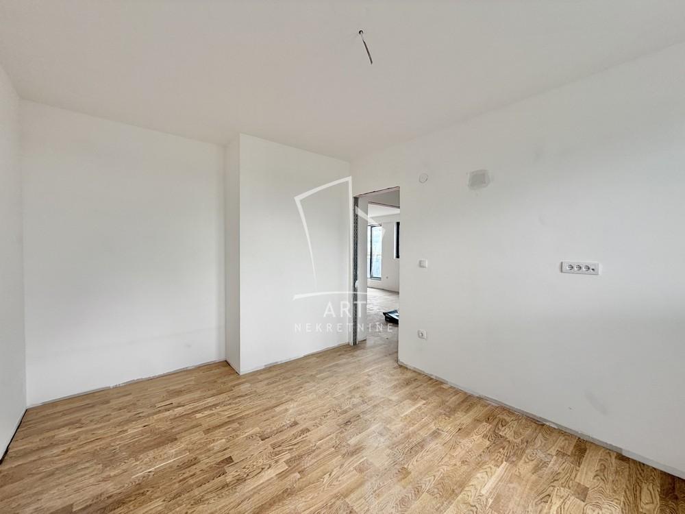 Slika 8 - Nine Kirsanove, Četvorosoban stan na prodaju, 113m2, 253.700€