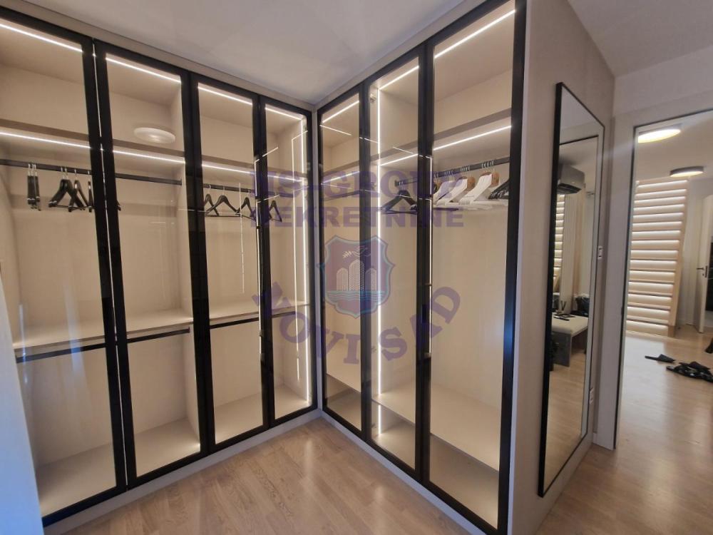 Slika 11 - Petosoban stan na prodaju, 201m2, 659.200€