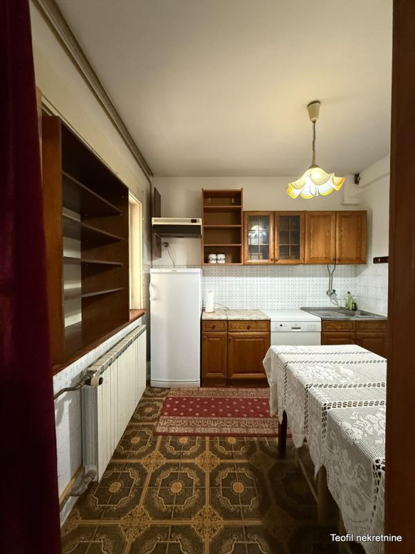 Slika 8 - Karađorđeva,  Kuća na prodaju, 200m2, 187.000€