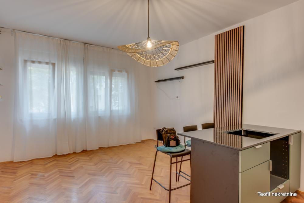 Slika 1 - Marije Bursać, Trosoban stan na prodaju, 60m2, 185.000€