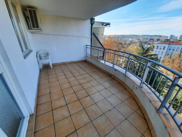 Slika 2 - Nebojšina, Petosoban stan za izdavanje, 172m2, 2.000€