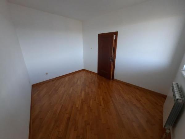 Slika 9 - Nebojšina, Petosoban stan za izdavanje, 172m2, 2.000€