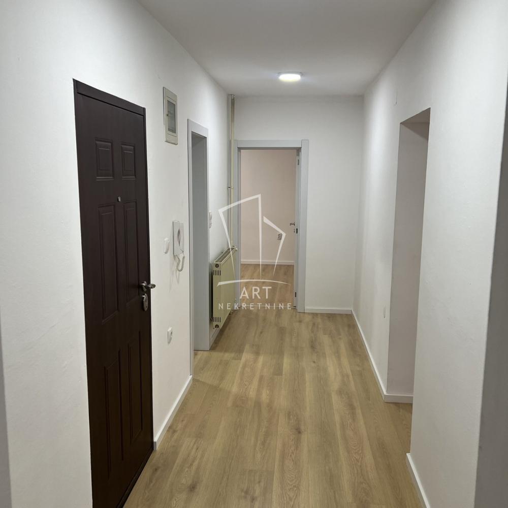 Slika 6 - Crnojevića, Trosoban stan za izdavanje, 85m2, 650€