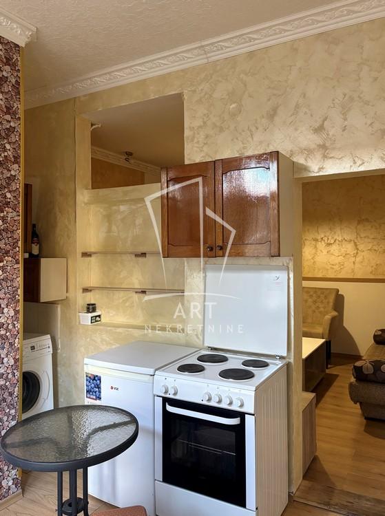 Slika 4 - Cara Dušana,  Stan za izdavanje, 26m2, 400€